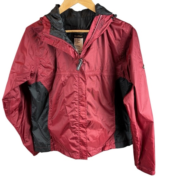 Stearn’s Red and Black Water-Resistant Raincoat with Full Zipper - Picture 1 of 7